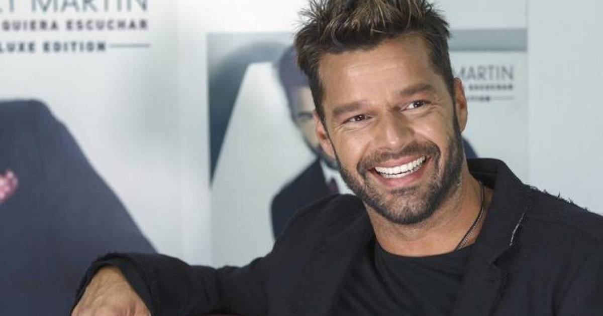 Ricky martin bangs